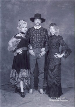 Jimmy Spurs with Karrie Kay (left) and Kristine (right).